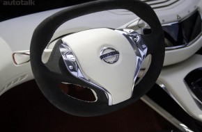 Nissan Ellure Concept