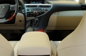 2011 Lexus RX450h Review