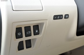 2011 Lexus RX450h Review