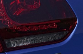 2011 Volkswagen Golf R20