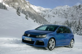 2011 Volkswagen Golf R20