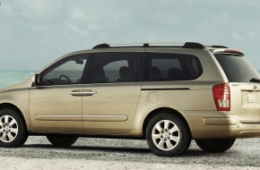 2008 Hyundai Entourage