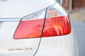 2011 Hyundai Genesis Sedan Review