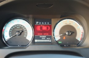 2011 Jaguar XF Review