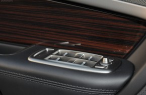 2011 Jaguar XF Review