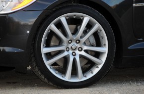 2011 Jaguar XF Review