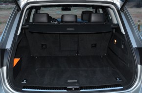 2011 Volkswagen Touareg Review