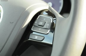 2011 Volkswagen Touareg Review