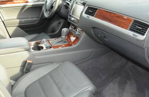 2011 Volkswagen Touareg Review