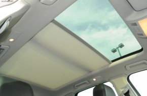 2011 Volkswagen Touareg Review