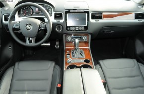 2011 Volkswagen Touareg Review