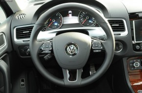 2011 Volkswagen Touareg Review