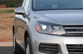 2011 Volkswagen Touareg Review