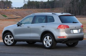 2011 Volkswagen Touareg Review