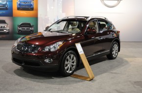 Infiniti at 2011 Atlanta Auto Show