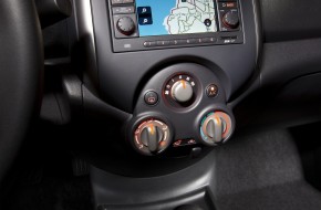 2012 Nissan Versa Navigation