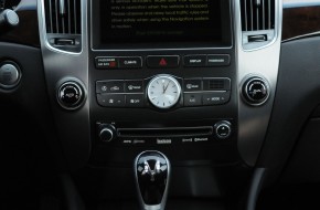 2011 Hyundai Equus Review