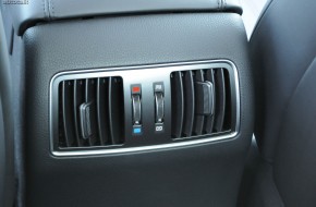 2011 Hyundai Equus Review