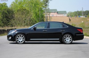 2011 Hyundai Equus Review