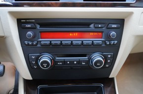 2011 BMW 335i Review