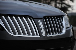 2011 Lincoln MKS Review