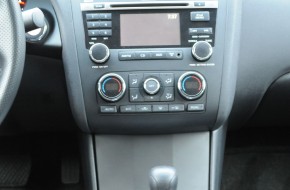 2011 Nissan Altima Review