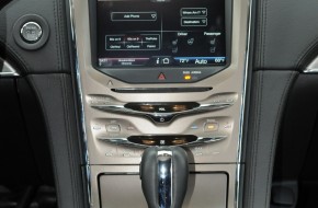 2011 Lincoln MKX Review