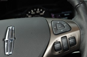 2011 Lincoln MKX Review