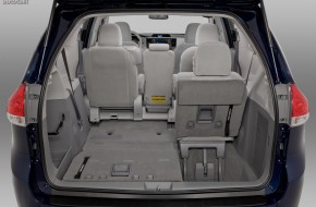 2011 Toyota Sienna LE