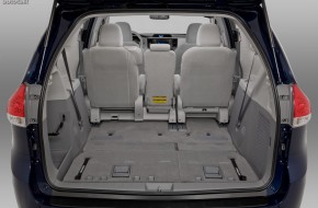 2011 Toyota Sienna LE