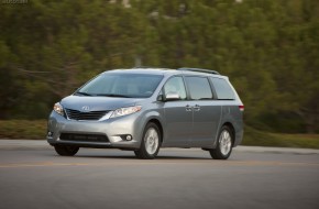 2011 Toyota Sienna XLE