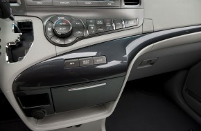 2011 Toyota Sienna SE