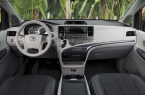 2011 Toyota Sienna SE