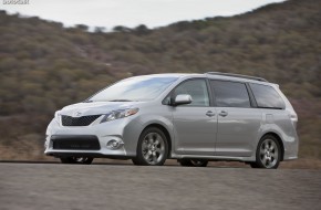 2011 Toyota Sienna SE