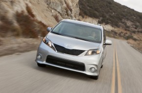2011 Toyota Sienna SE