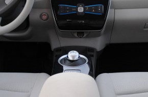 2011 Nissan Leaf Review