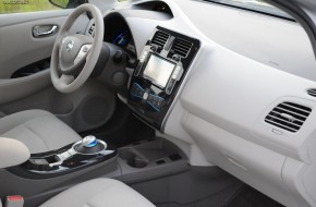 2011 Nissan Leaf Review