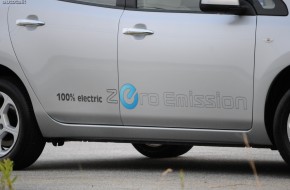 2011 Nissan Leaf Review