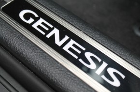 2012 Hyundai Genesis Sedan 5.0 R-Spec First Drive