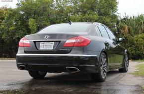 2012 Hyundai Genesis Sedan 5.0 R-Spec First Drive