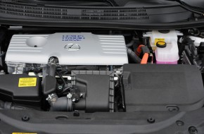 2011 Lexus CT200h Review