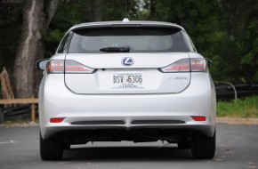 2011 Lexus CT200h Review