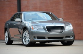 2011 Chrysler 300 Limited Review