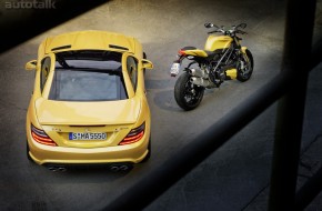 Mercedes-Benz SLK 55 AMG and Ducati Streetfighter 848