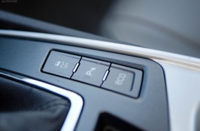 2012 Cadillac SRX Review