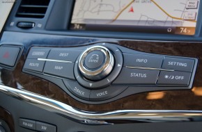 2012 Infiniti QX Review