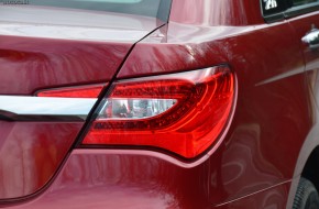 2012 Chrysler 200 Review