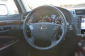 2011 Lexus LS 460 Review