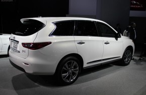 Infiniti Booth NYIAS 2012