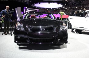 Infiniti Booth NYIAS 2012